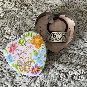 Brighton hair piece, “Phoebes Plaque”